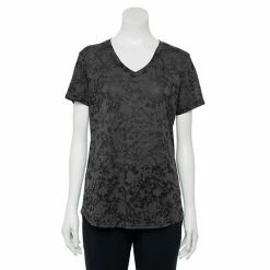 Petite Tek Gear® Moisture-Wicking V-Neck Tee Relax