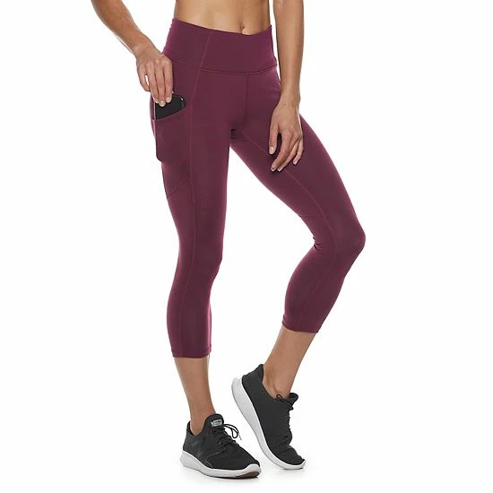 Women's Tek Gear® High-Waisted Shapewear Capri Leggings Moondance - Image 10