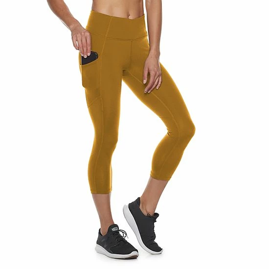 Women's Tek Gear® High-Waisted Shapewear Capri Leggings Moondance - Image 11